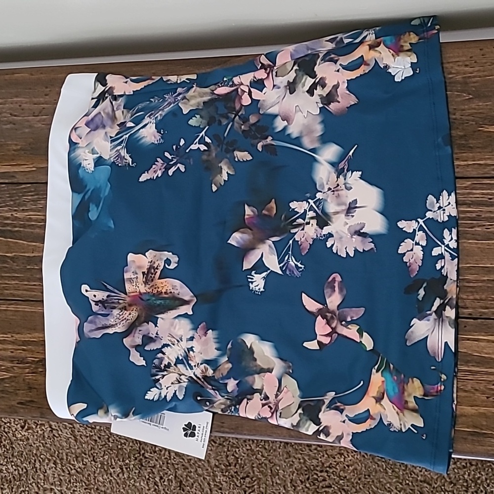 NWT Hapari Classic Bandeau Tankini top - large Vogue blue floral